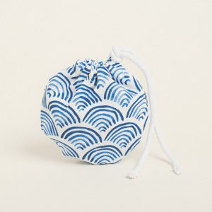 Beauty Home ΠΟΥΓΚΙ ΟΒΑΛ ΜΕ ΚΟΡΔΟΝΙ 13 x 14 cm ΜΠΛΕ ΚΥΜΑΤΑ