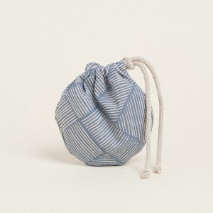Beauty Home ΠΟΥΓΚΙ ΟΒΑΛ ΜΕ ΚΟΡΔΟΝΙ 13 x 14 cm ΔΙΑΓΩΝΙΕΣ ΓΡΑΜΜΕΣ ΜΠΛΕ