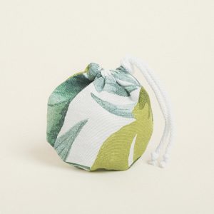 Beauty Home ΠΟΥΓΚΙ ΟΒΑΛ ΜΕ ΚΟΡΔΟΝΙ 13 x 14 cm ΤΡΟΠΙΚΑ ΦΥΛΛΑ